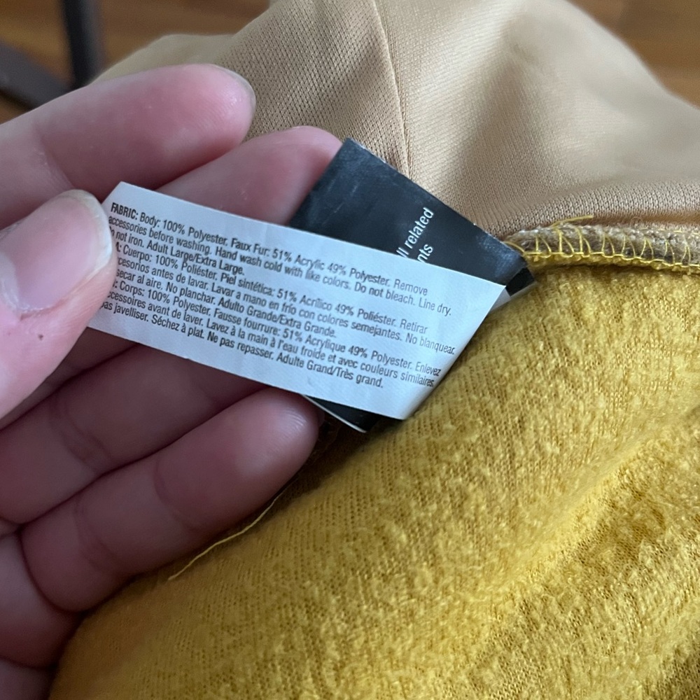 Wizard of Oz Lion Costume with Faux Fur Trim - Picture 6 of 7